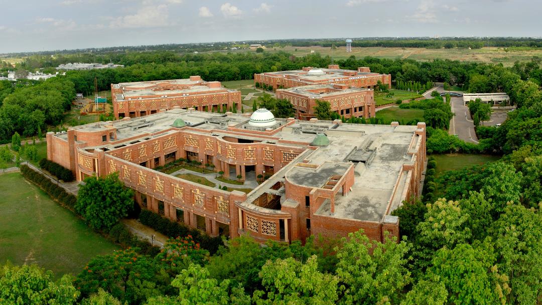 Indian Institute of Management Lucknow